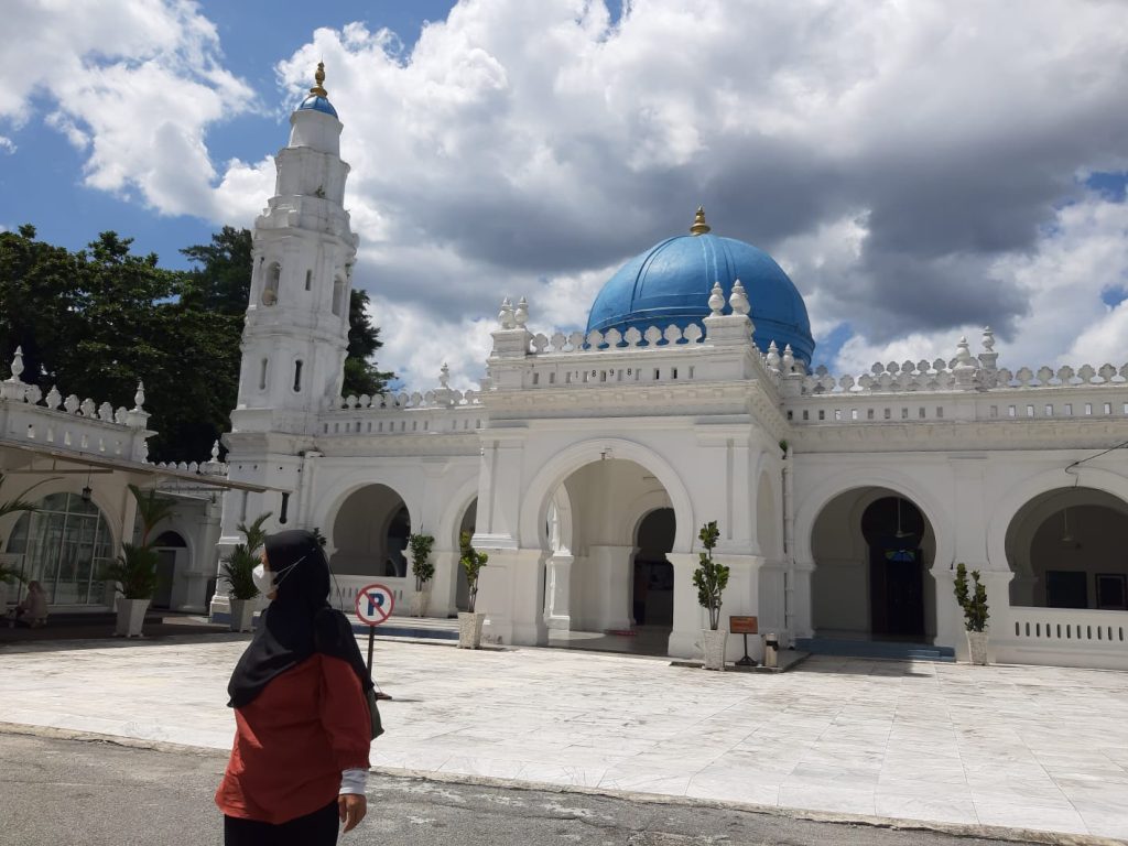 Masjid, Hanya Berfungsi Ritual, Tidak Punya Arah Perubahan Sosial