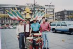 Lahyanto Nadie (kanan) di Meksiko City