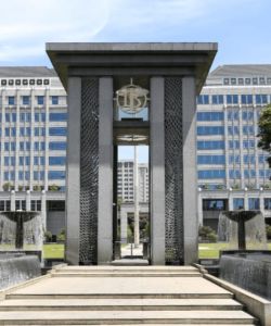BI Tahan Suku Bunga 5,75 Persen, Industri Hadapi Tekanan Kurs dan Biaya Modal