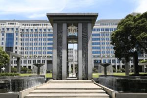 BI Tahan Suku Bunga 5,75 Persen, Industri Hadapi Tekanan Kurs dan Biaya Modal