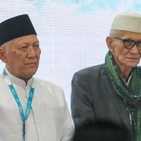 Gus Kikin dan Restu Istana