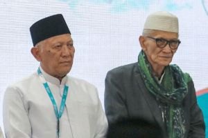 Gus Kikin dan Restu Istana