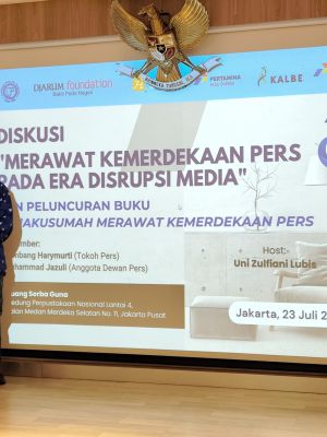 Mengenang Atmakusumah Asraatmadja:  Antara Koran, Radio, dan Buku