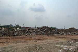 Setelah Digusur, Suasana Bekas Asrama Yon Zikon 15 Masih Mencekam