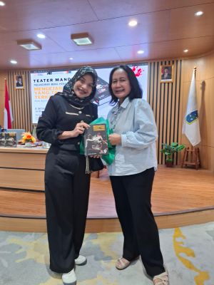 Guru dari Medan Tempuh 3 Hari 2 Malam demi Buku Putu Wijaya di TIM