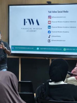 Bedah Buku Financial Wisdom Penuh Warna, dari Tangis hingga Tertawa