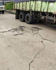 Awas, Buka Tutup Jalan Tol Jakarta-Cikampek!