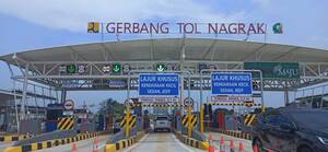 Gerbang Tol Nagrak Hemat Waktu Tempu dari Kemacetan Alternatif Transyogi Cibubur