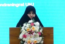 Jamileh Alamolhoda Berikan Orasi Ilmiah Tentang Filsafat Pendidikan