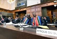 Ratusan Warga Afrika Selatan Sambut Delegasi dari Den Haag