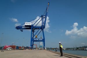 Revitalisasi Pelabuhan Batu Ampar Merajai Selat Malaka