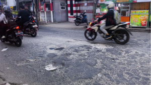 Jalan Rusak di Bekasi, Perlu Perbaikan dan Penerangan