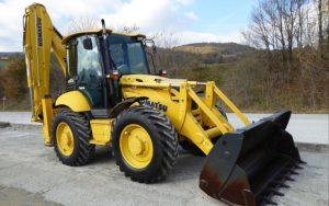 Alat Berat, Backhoe Berfungsi untuk Penggalian