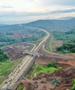 Teknologi Baru Konstruksi Jalan Tol Cisumdawu