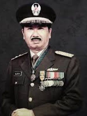Sehari Bersama Eddie Nalapraya, Tentara yang Suka Usil