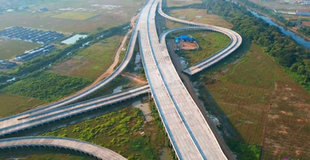 Jalan Tol Ruas Pekanbaru-Dumai Jadi Penghubung Transportasi Kendaraan Golongan I-V